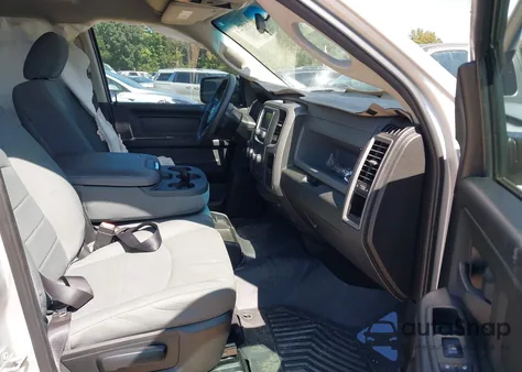 2018 Ram 1500 Tradesman 4X4 5'7 Box z USA, uszkodzony, nr VIN 1C6RR7KGXJS294908